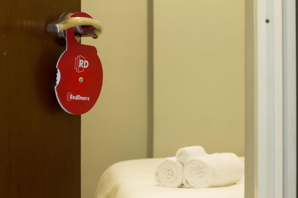 Reddoorz Near Cilandak Town Square Hotel Jakarta Kültér fotó