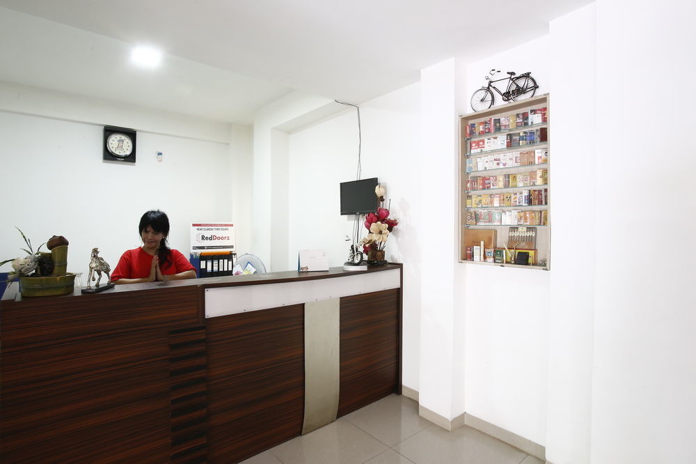 Reddoorz Near Cilandak Town Square Hotel Jakarta Kültér fotó